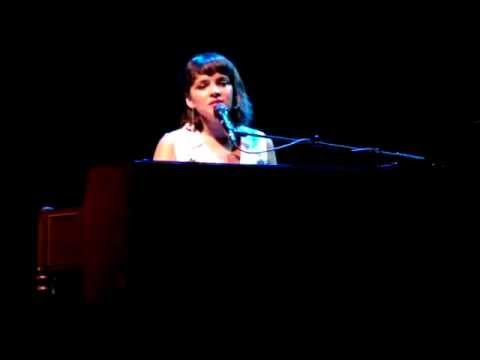 Norah Jones (Solo)  "Don't Know Why" BOSTON 7-1-12