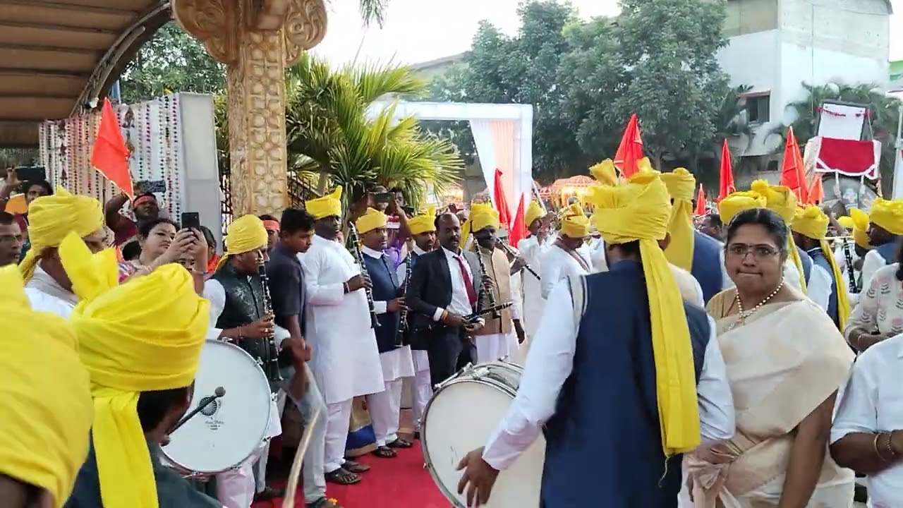 Sainath song Hindi in siridi program 