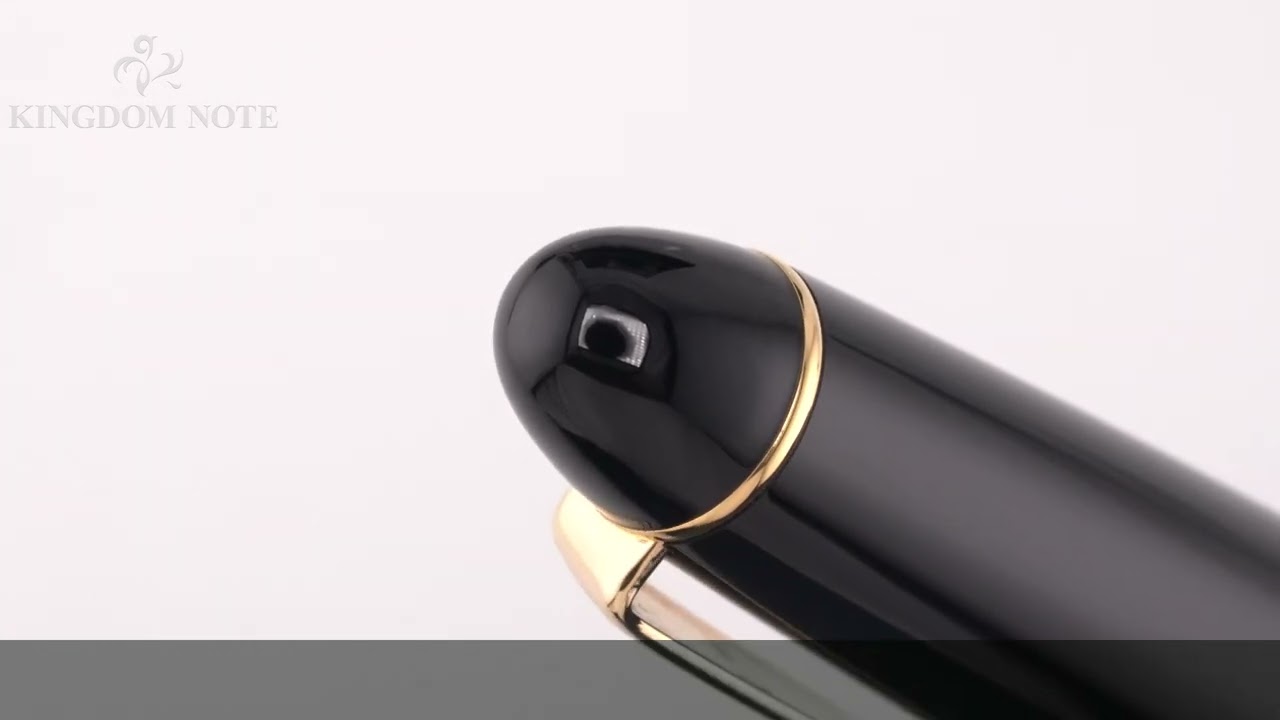 PILOT パイロット 万年筆 カスタム742 ブラック 中字 - YouTube