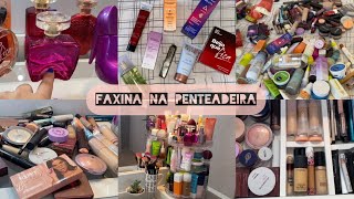 Faxina E Tour Pela Penteadeira  Comprinhas  Mostrei Meus Perfumes E Hidratantes 