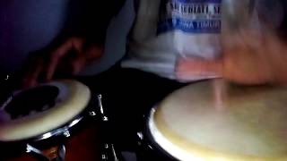 kuli bangunan main kendang