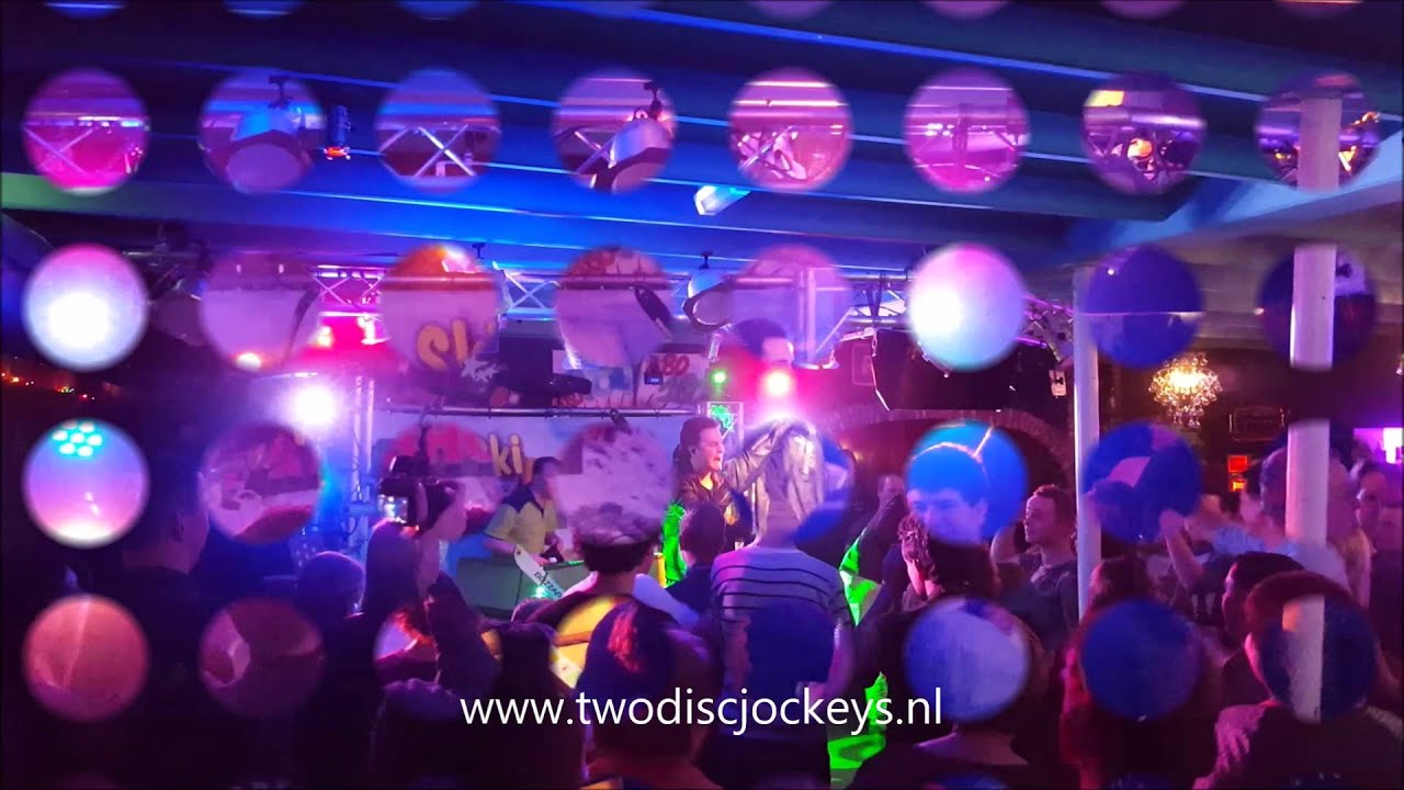 Two Discjockeys, Partyshows, Henk Dissel, Café ut Krisje Rijsbergen, Breda, Etten-leur, Tilburg