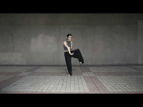 Rubik's Cube Inspiration Project #3: Dance performed by Katō san