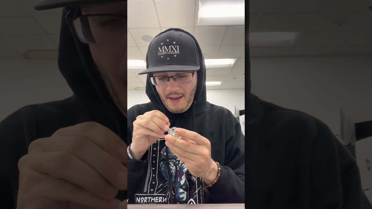 Holistic Health Group Live Rosin Review Ft. The Mountain Top Mint Strain and Garlic Budder Strain