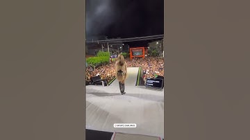 Thumbnail of Aclamada no #Ceará, #ClaudiaLeitte faz show impecável em #Baturité . #ce #ne #eua #lula #congresso