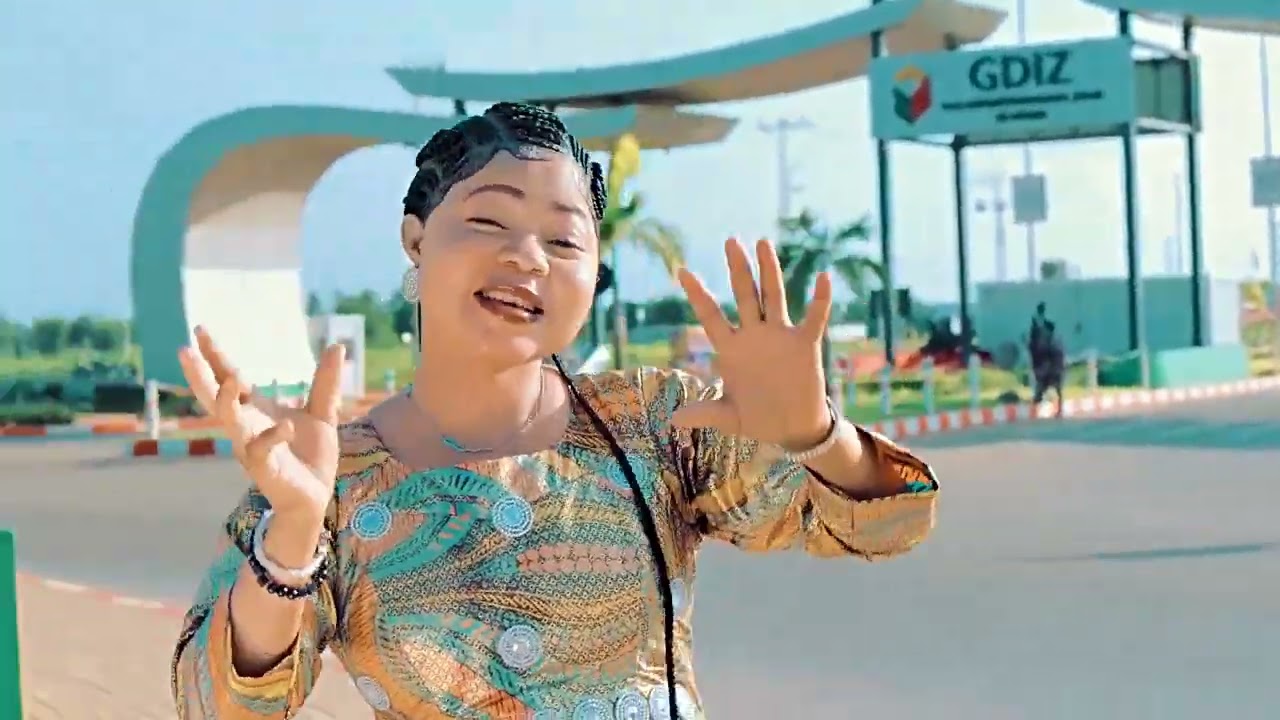Anna Fambo - Merci Papa Patrice Talon ( Vidéo Officielle )