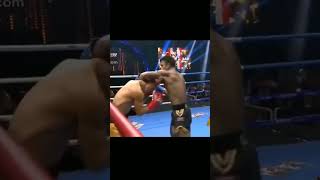 Монах из Шаолиня вышел против легенды тайского бокса. #mma #shorts #бои #бокс #кикбоксинг