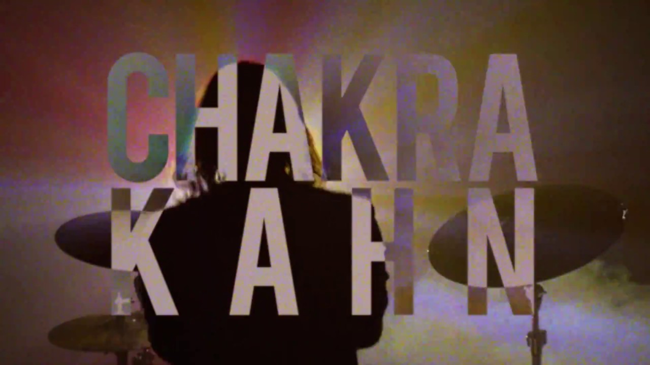 Chakra Kahn "Cracks" Music Video [OFFICIAL]