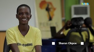 Young Nigerian Teaching Girls From Nigerian Slums How to Code