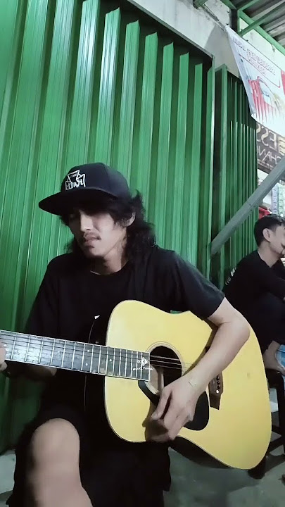 Bosan kadang singgah di jiwa yang lelah...Intermezo - Iwan Fals (Cover Aji Tani01) #shorts