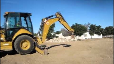 CAT 420E Start Up Procedure by HEO Nick Hopkins