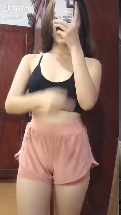 Tiktok cewek bikin ngaceng auto crot hot