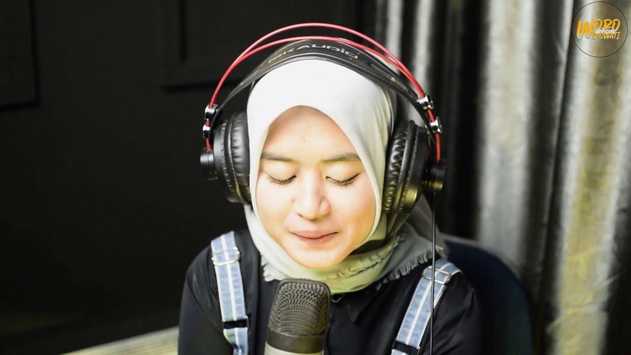 tak ikhlasno happy asmara cover by woro widowati tak ikhlasno happy asmara cover by woro widowati