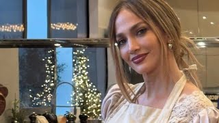 Jennifer Lopez shares intimate glimpse inside her family Christmas