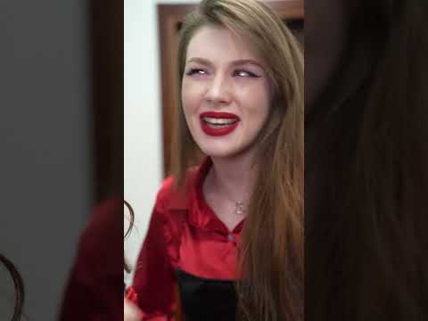 Я Нашла Секретную Комнату в Самой Строгой Школе в Мире!
