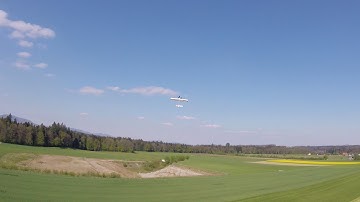 Chasing a plane (QAV-Skitzo Maiden, Yaw-Vibrations)