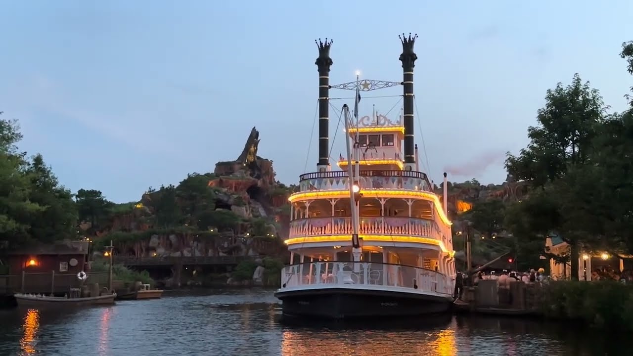 蒸気船マークトウェイン号】夜の船旅編 ライトアップされたTDR40周年