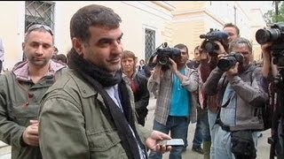 In aula ad Atene il giornalista Vaxevanis. Rischia due anni di carcere per violazione della privacy