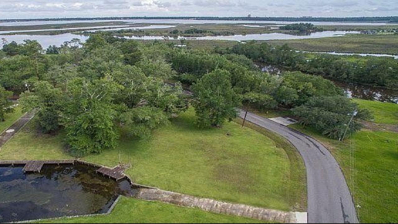 10304 Eagle Point Circle Circle, Biloxi, MS Presented by David Waldroup