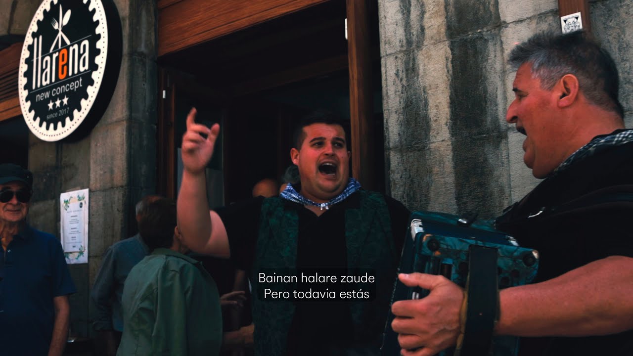 Behin Batean Loiolan - Etxebarria Aita-Seme Trikitilariak BIDEOKLIPA