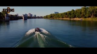 Tracker boat