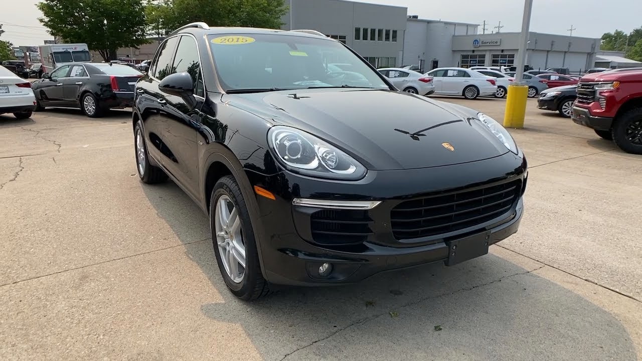 2015 Porsche Cayenne at Oxmoor CDJR Louisville & Lexington, KY CU6261A
