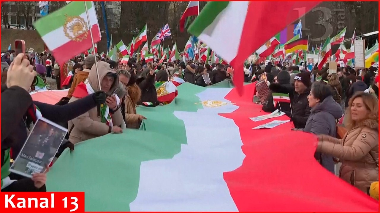 ⁣Supporters of Iran’s exiled crown prince rally in Munich against the government in Tehran