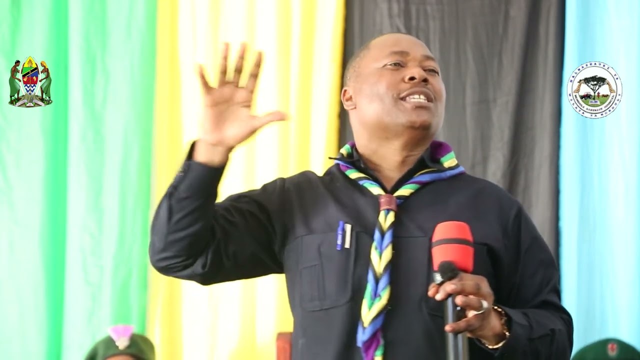 ZIARA YA AFISA ELIMU MKOA  NDG.VICENT KAYOMBO.(WALIMU WAJENGEWA UWEZO KATIKA MAJUKUMU YAO)