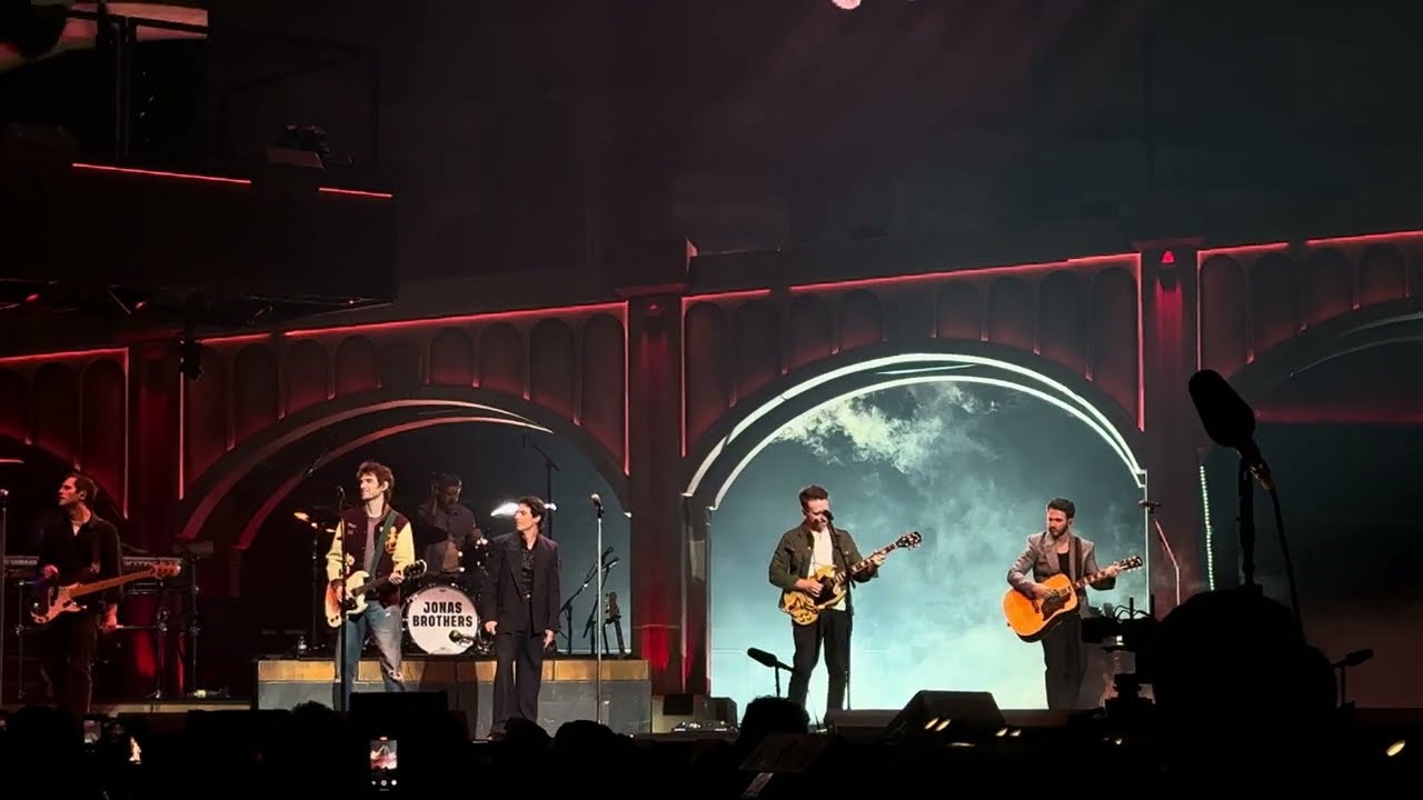 California - Phantom Planet & Jonas Brothers - 9/27/2025