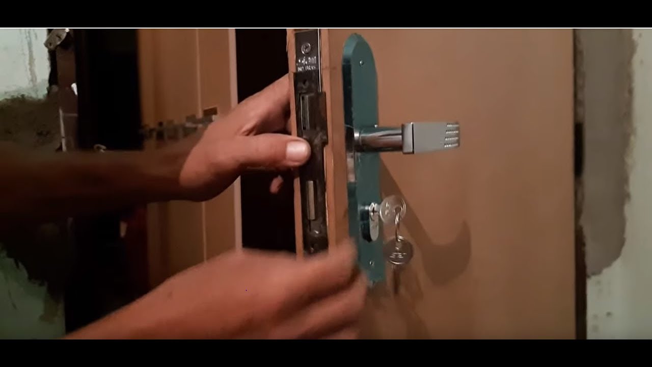 Mais Um Truque Para Colocar Fechadura De Porta YouTube
