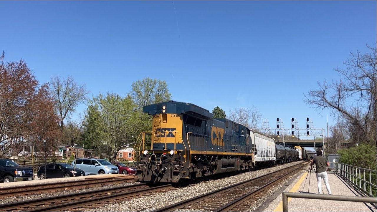 A CSX local with a CM44AC - YouTube
