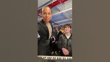 Thumbnail of snuck into Alicia Keys dressing room to play my song… #shorts #jvke #goldenhour