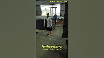 Capped composite decking China factory  manufacture the WPC decking cutting #wpc #compositedecking