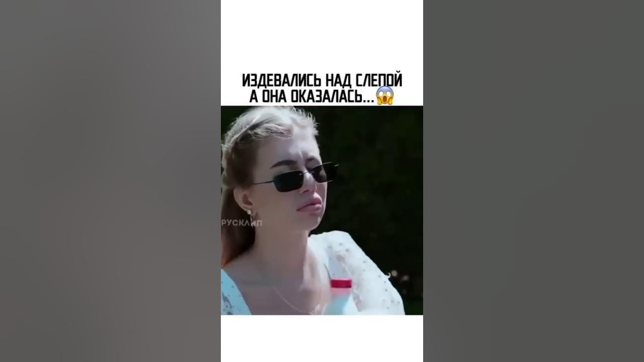 над этой толстушкой всегда издевались. одноклассницы дерутся. над этой толстушкой всегда издевались. встретил одноклассницу. женщину раздели и избили.