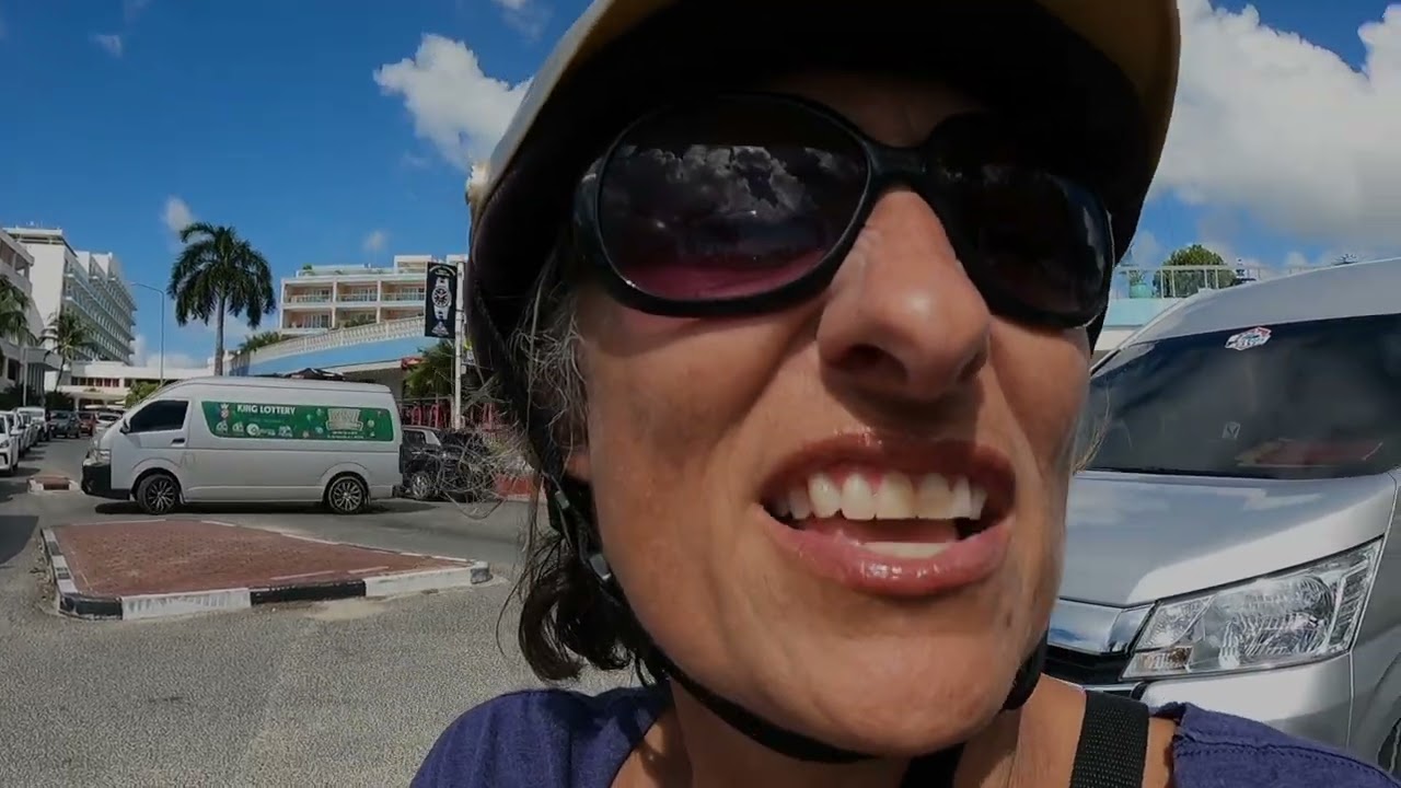 День в порту Сент-Мартена: пляжные квадроциклы и самолеты!