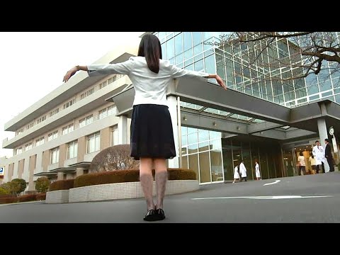 女孩做了一件亏心事，竟然被定在原地，慢慢变成了石头人！