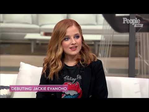 Видео: Jackie Evancho Reveals Her Mom - Who Struggles with Lyme Disease - Is Her Hero