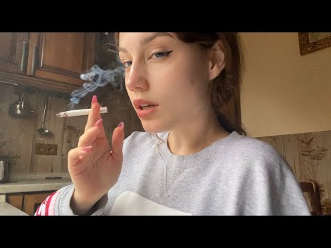 ASMR Покурю с тобой 🚬 Girl smoking a cigarette with you (no talking )