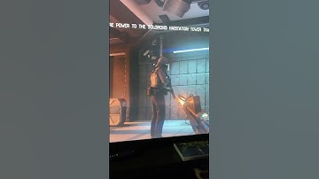 Alien: Isolation - Using Flamethrower On Unsuspecting Survivor
