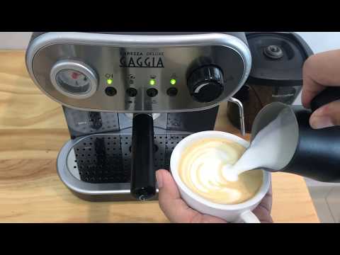 Gaggia Carezza Deluxe - How to Make Caffe Latte 如何制作拉花咖啡