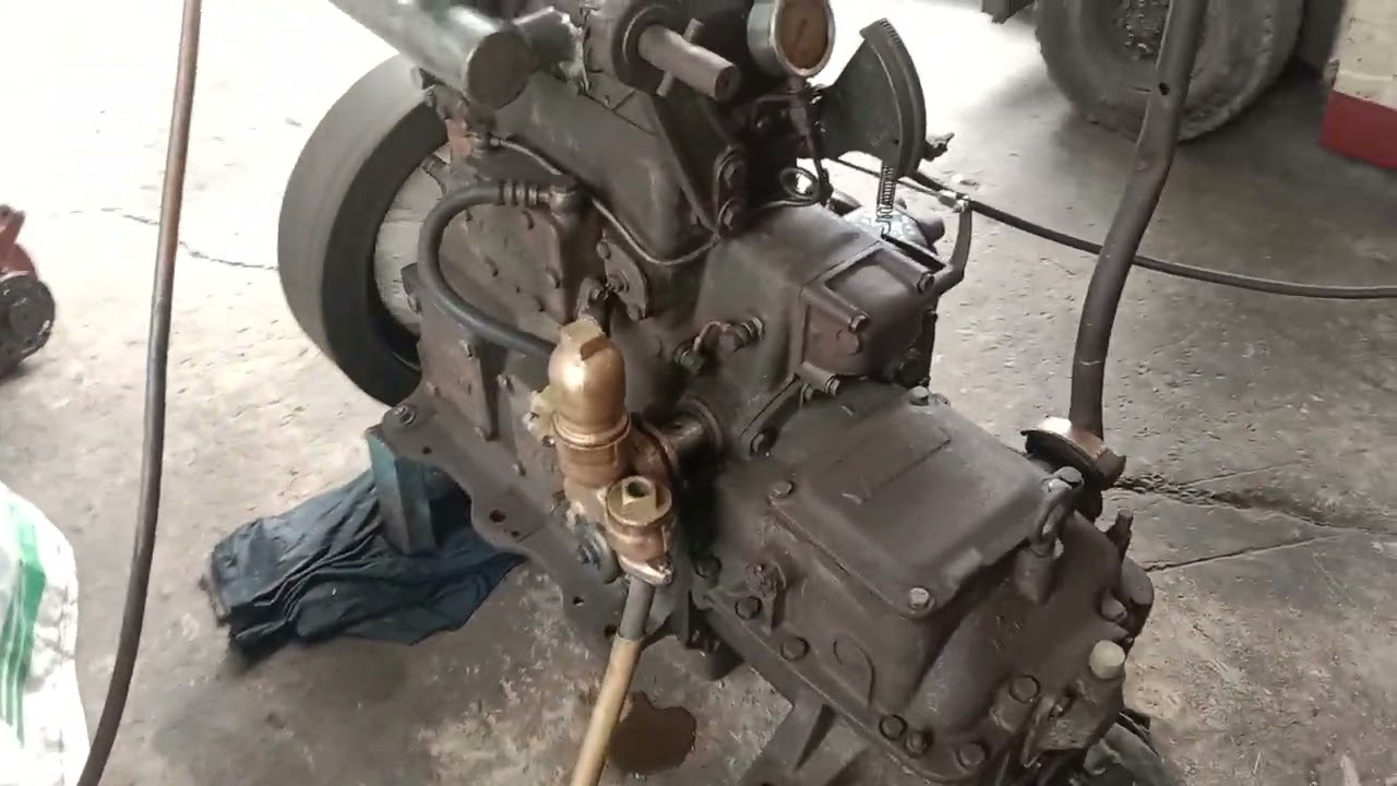 Động cơ Yanmar 2tg giá 15 triệu bao ship liên hệ sdt 039 581 4915