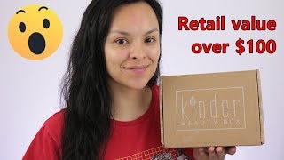 Kinder Beauty Box | April 2019 | Unboxing by Evelyn Arambula 119 views 5 years ago 6 minutes, 55 seconds