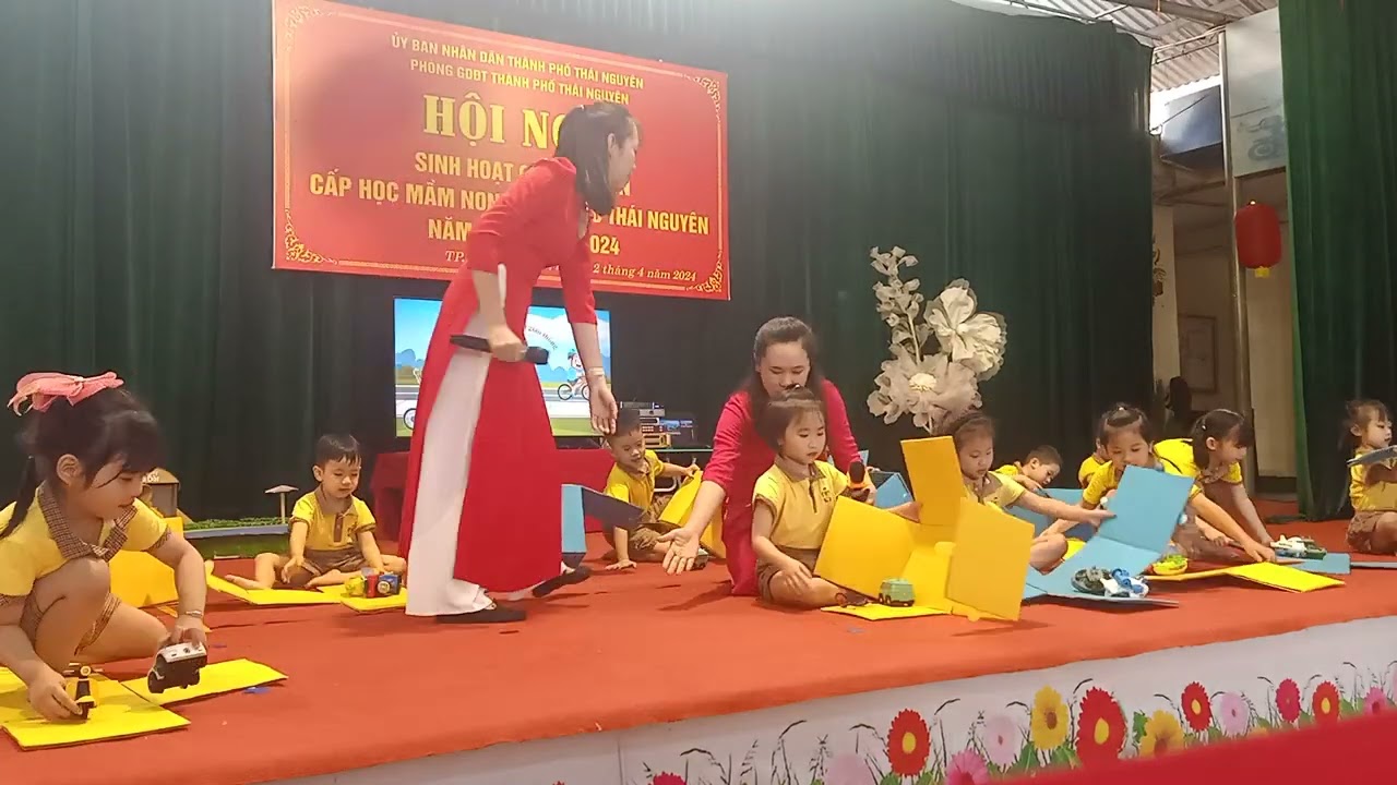 LQVT: Xác định phía trước, phía sau của bản thân