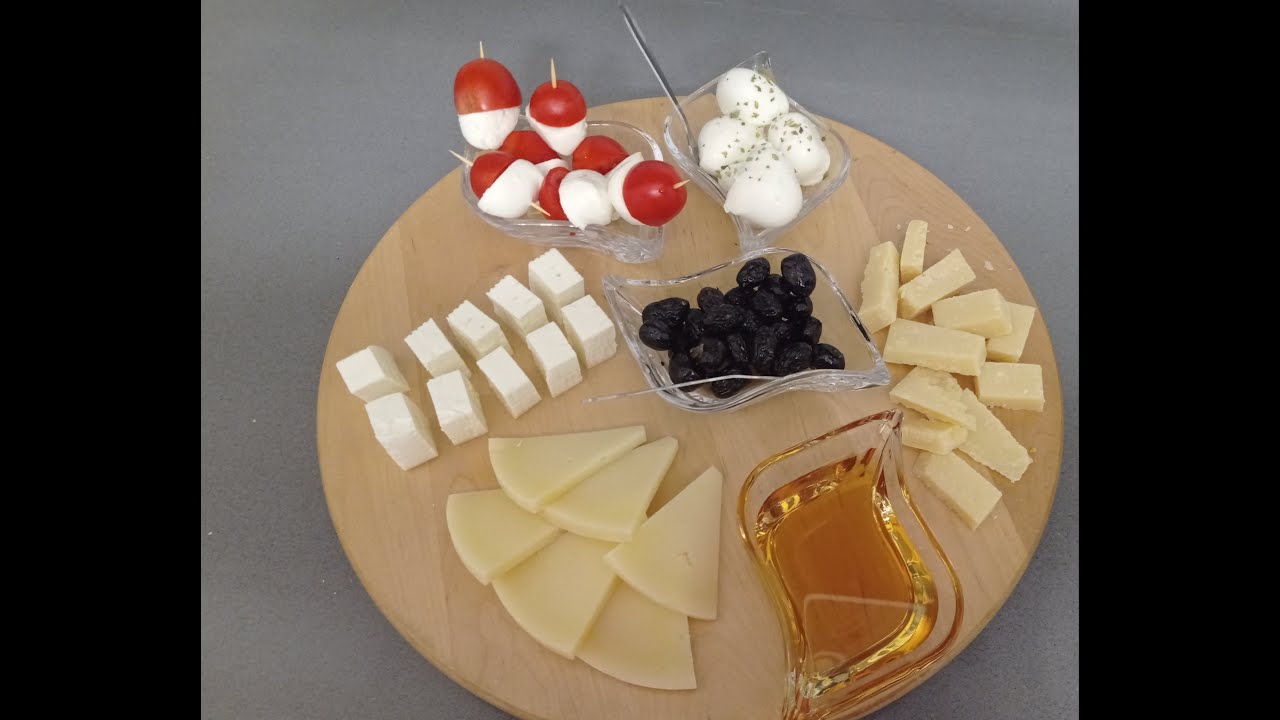 TAGLIERE DI FORMAGGI quali formaggi scegliere e come impiattarli per dare valore