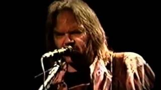 Neil Young - Southern Man chords