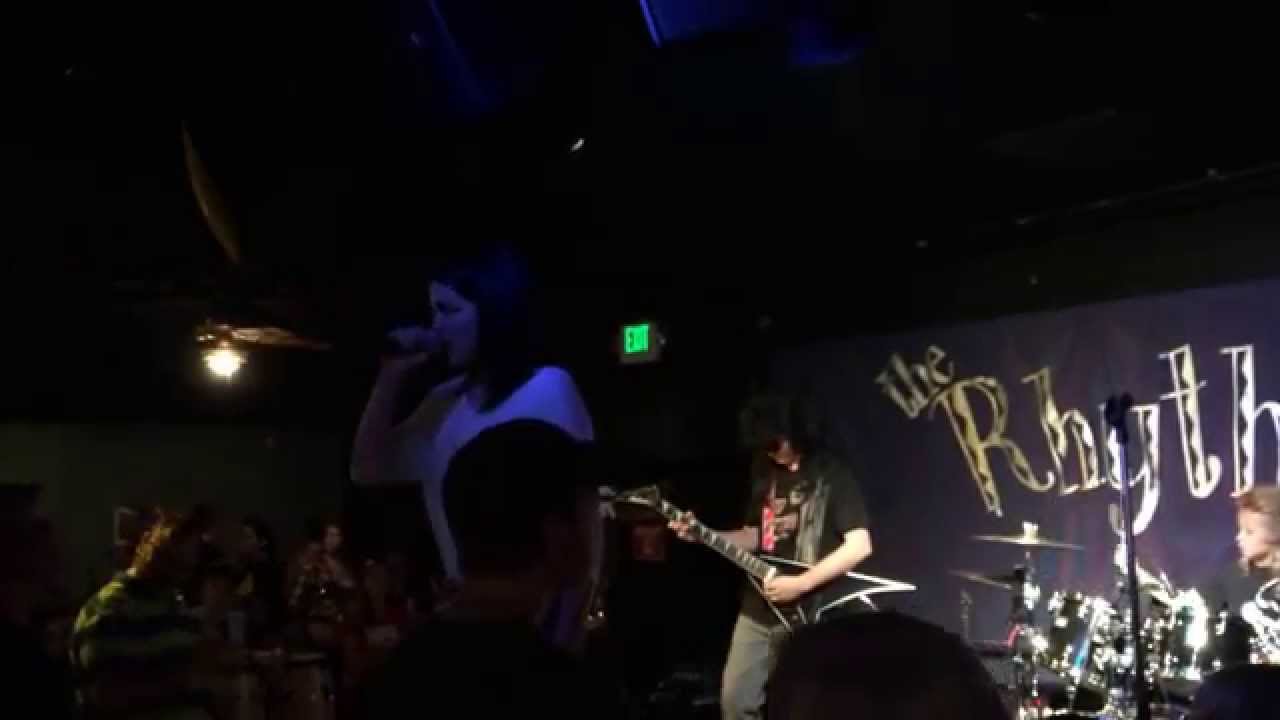 Sydney Dolezal singing "Dream On" at the Rhythm Room on 01/25/15