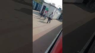 railway crossing#train#railvlogger#railway#railwaycontent#shorts#rajdhaniexpress#viral#railway#yt🚇🚇