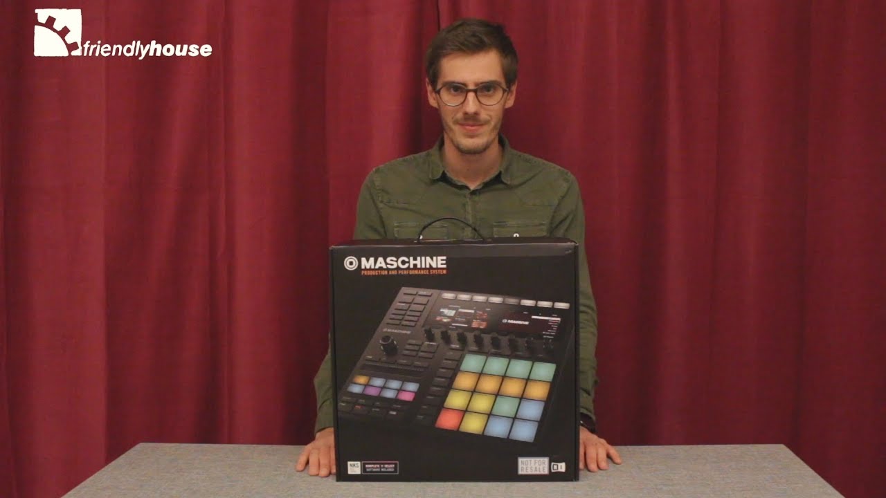 Unboxing a Native Instruments Maschine MK3