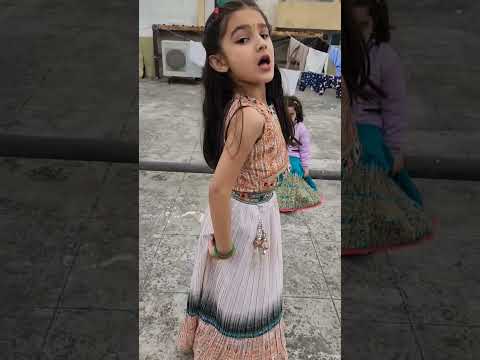 Tinku Maahi Gulabi