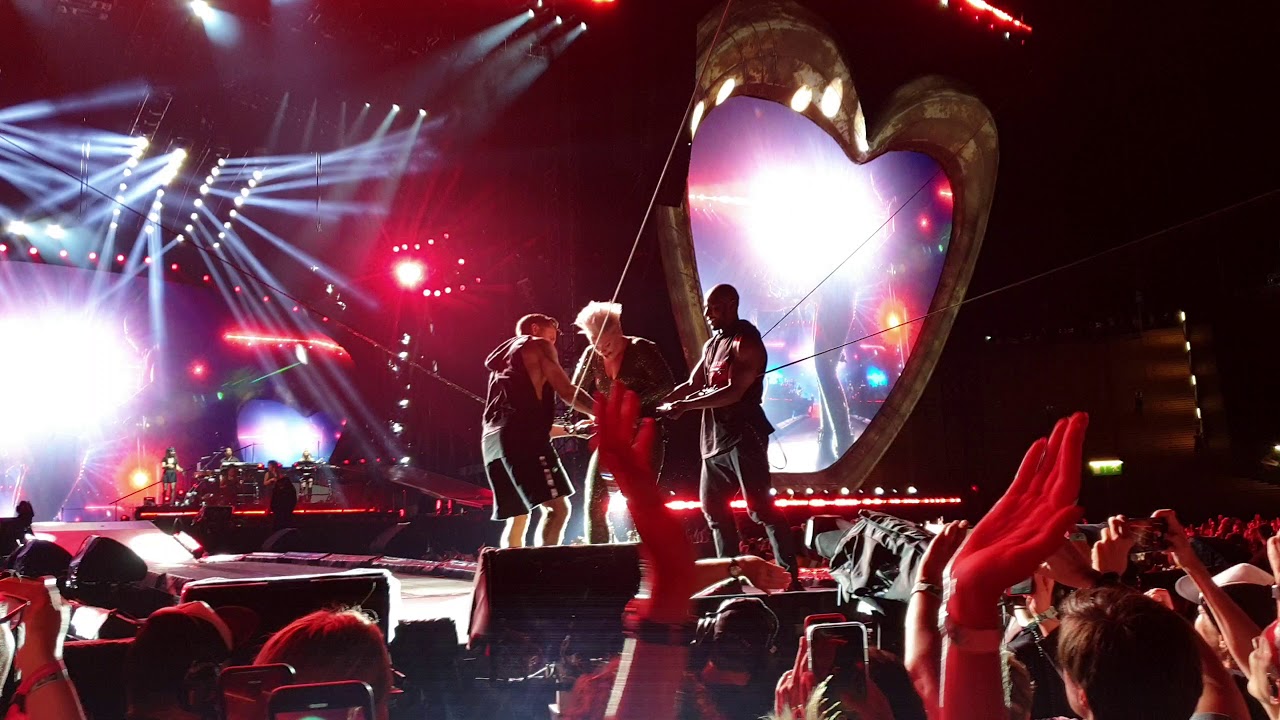 Pink So What (Live in Munich, 27.07.2019) YouTube